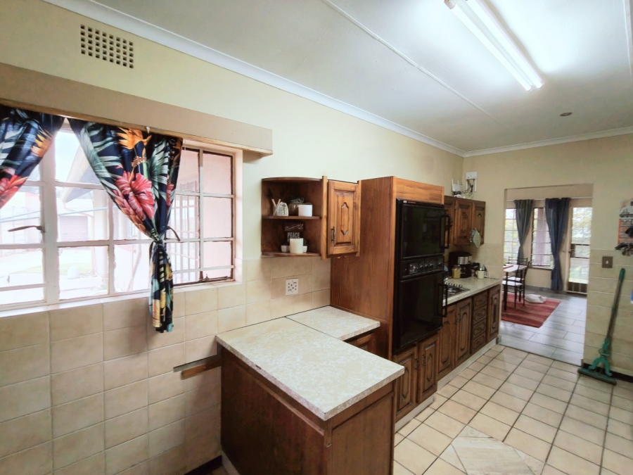 3 Bedroom Property for Sale in Vaalpark Free State